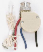  90/689 - 3-Way Ceiling Fan Switch; 2 Circuit With Metal Chain; White Cord And Bell; 6A-125V, 3A-250V Rating;